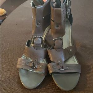 Women’s Gray Short Sandals Sz 10.5